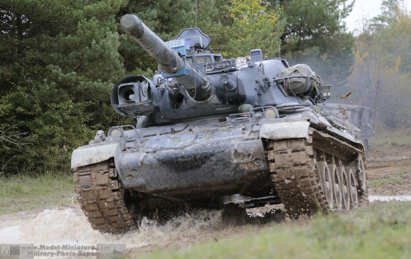 la FORAD (ou pourquoi des AMX-30 sont peints en bleu ?) 1_210