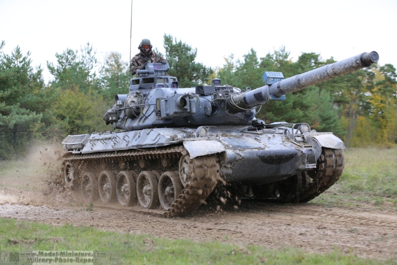 la FORAD (ou pourquoi des AMX-30 sont peints en bleu ?) 1_610