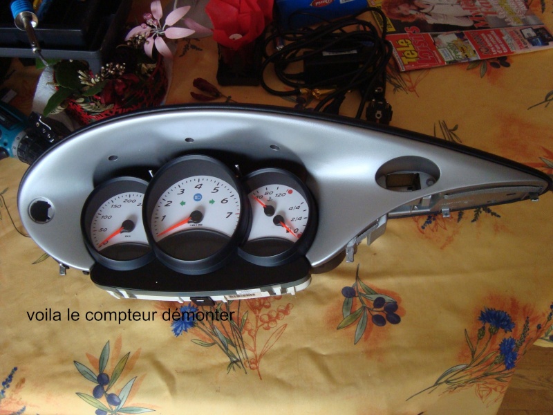 Éclairage compteur bleu (986, 996 ) Dsc00716