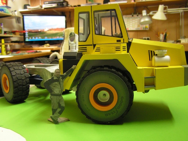 Fertig - Komatsu HM400-1 M1:20 Eigenbau - Seite 4 Bau24610