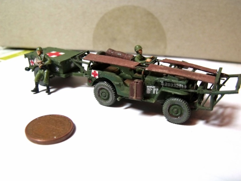 JEEP WILLYS ambulance base Heller au 1/72 en scratch Jpam_216