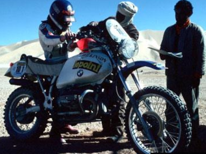 Deux ex concurrentes du Dakar Img_0411