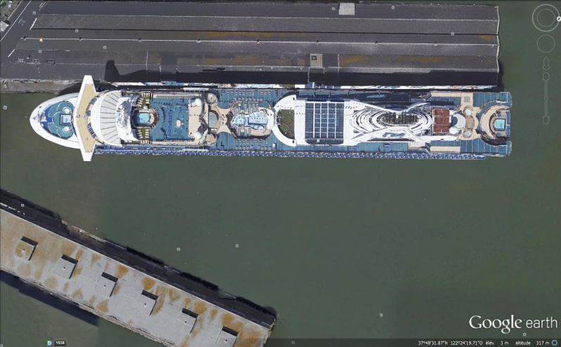 Les bateaux de croisière sur Google Earth - Page 3 Grandp12