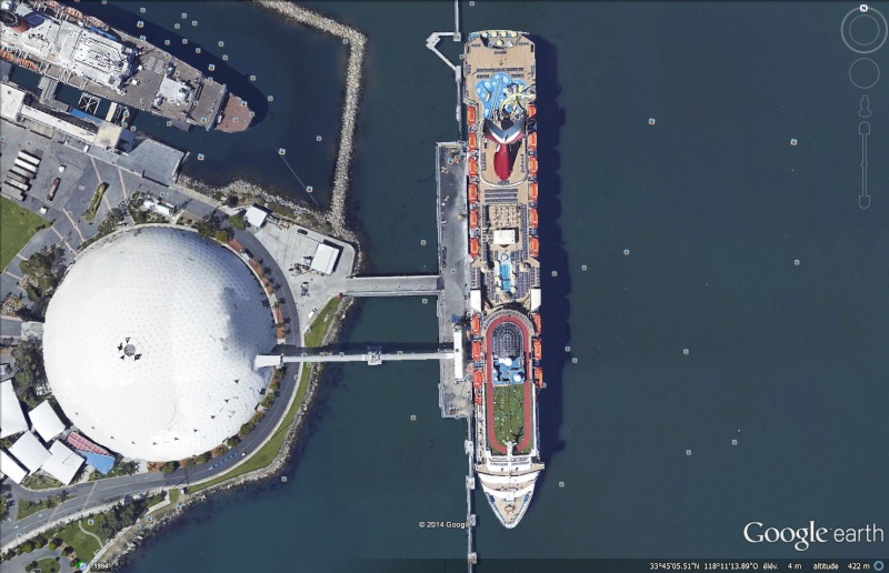 Les bateaux de croisière sur Google Earth - Page 3 Longbe11