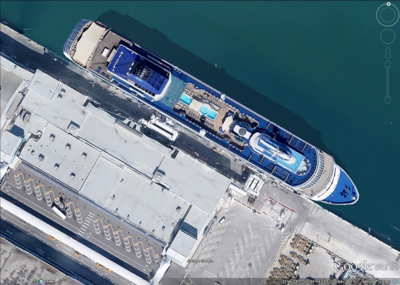 Les bateaux de croisière sur Google Earth - Page 3 Pride_10