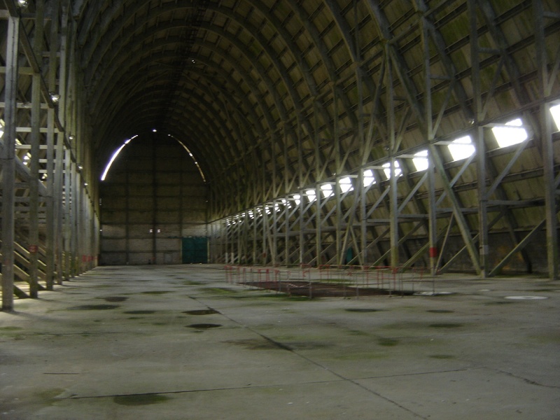 LE hangar  dirigeables d'Ecausseville Dsc00511