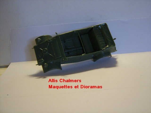 KUBELWAGEN au 1/35 ou MONUMENTS MENS Kubel-16