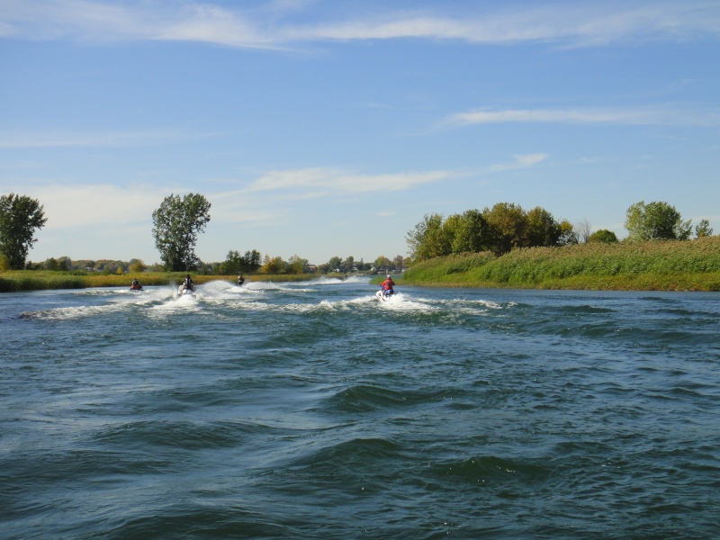 dimanche 28 sept le fleuve Dsc02146