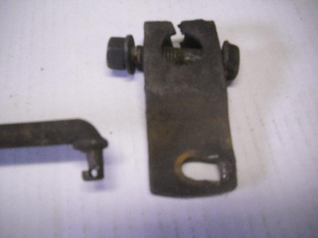 Early 1st Gen Shift "fork" bushing question? Chevy_19