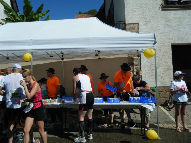 marathon - 10 ème édition du Marathon du Vignoble d'Alsace et son passage à Wangen le 15 juin 2014 Dscf1026