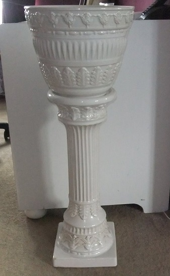 PLANTER AND STAND, MAKERS ANY IDEA?  Solved as it is agreed that this is from West Germany. Buggle10