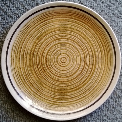 No Name pattern that looks like tree rings .. is Rondo d524 and Infinity d113 Tree_r10