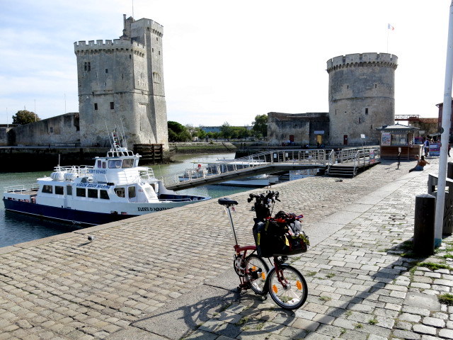 Passage sur La Rochelle... Brompt74