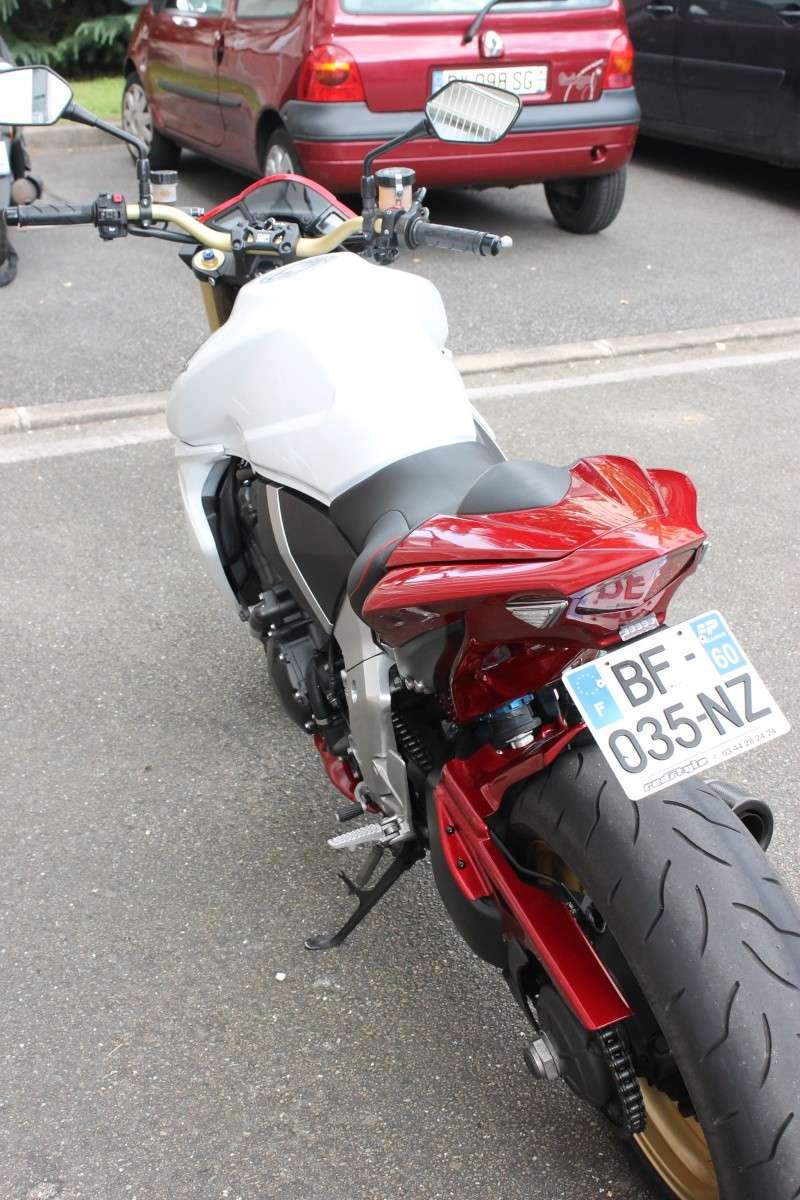 CB1000R ROUGE & BLANCHE 2011 Img_2212