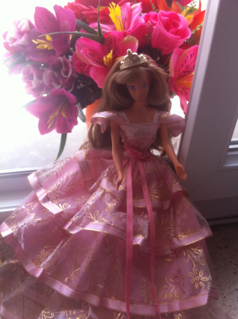 Ma collection sur les poupées Princesse Sissi de LANSAY Img_4020