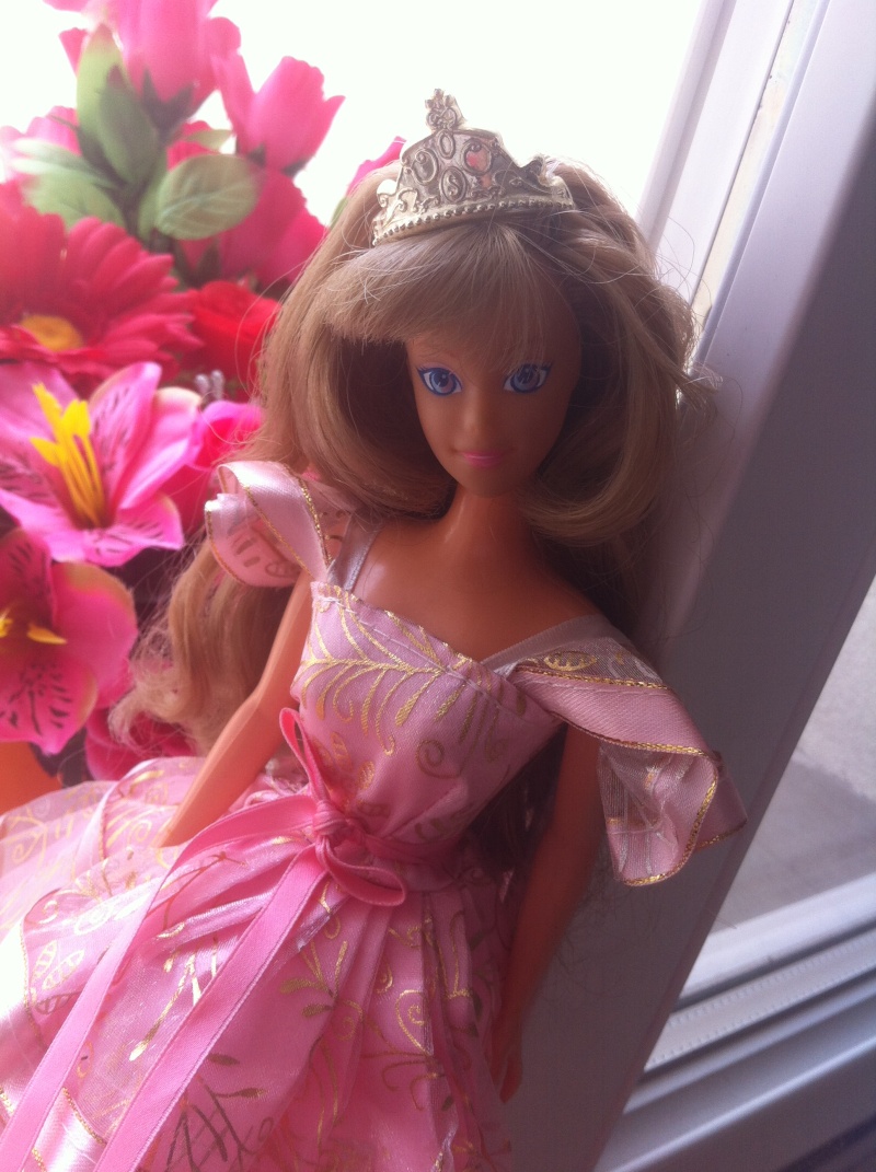 Ma collection sur les poupées Princesse Sissi de LANSAY Img_4026