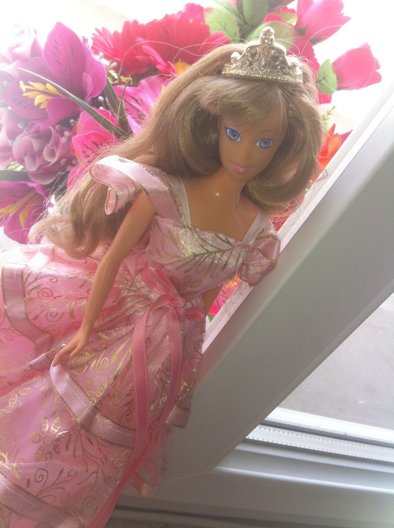 Ma collection sur les poupées Princesse Sissi de LANSAY Img_4032
