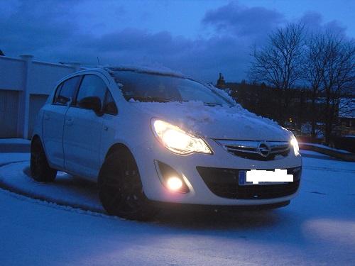 [Elsa51] Opel Corsa "Color edition" - Page 2 Corsa_11