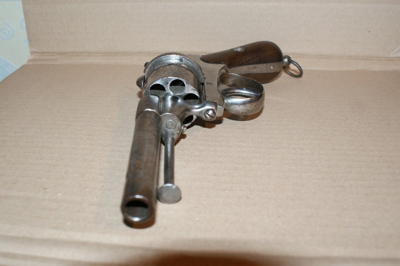 Revolver à broches ELG Dsc00915