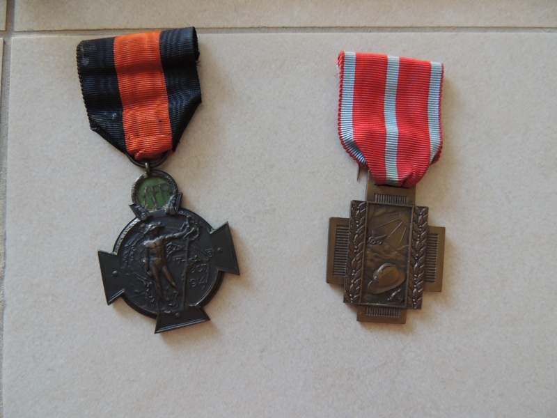 Garand bowie et médailles belges. Dscn4311
