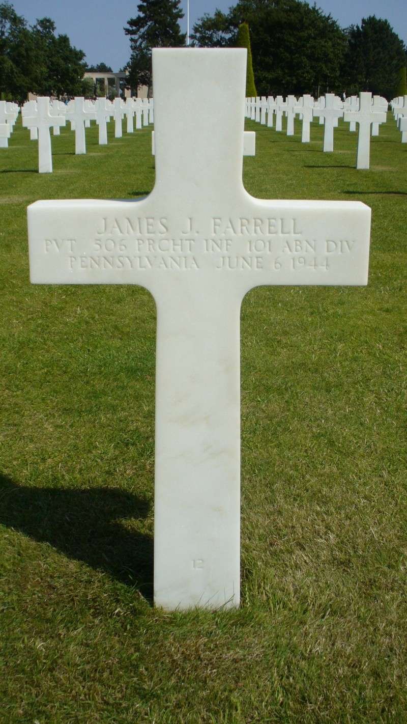 Monument WW2 - Magneville ( Normandie ) P1110948