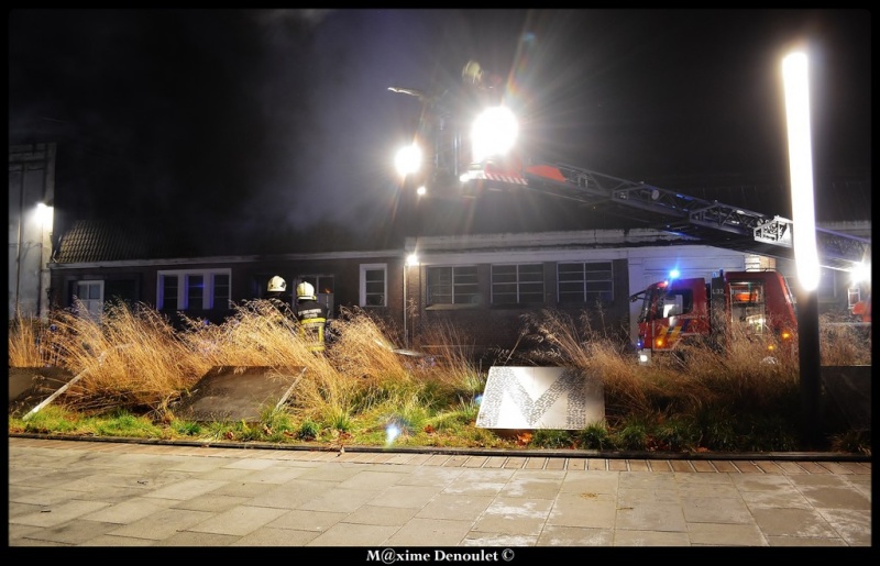 (14/12/2014) Tournai : Incendie dans un logement en rénovation + photos Dsc_0020