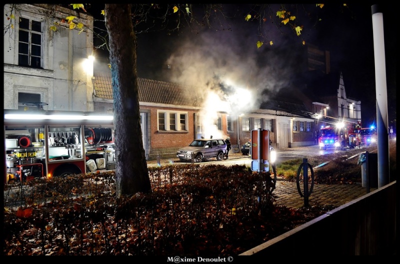 (14/12/2014) Tournai : Incendie dans un logement en rénovation + photos Dsc_0024
