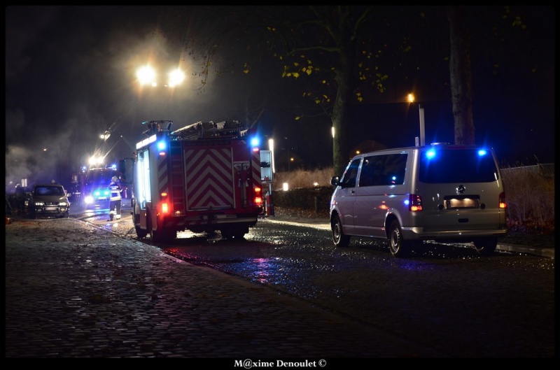 (14/12/2014) Tournai : Incendie dans un logement en rénovation + photos Dsc_0032