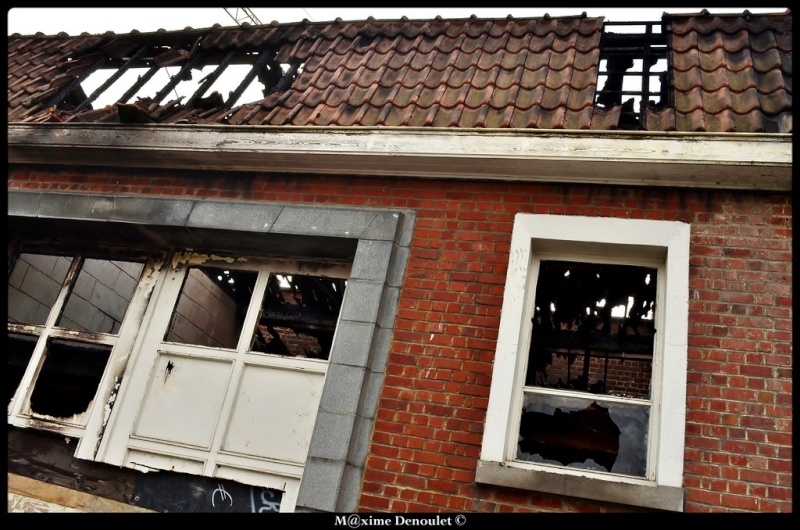 (14/12/2014) Tournai : Incendie dans un logement en rénovation + photos Dsc_0118