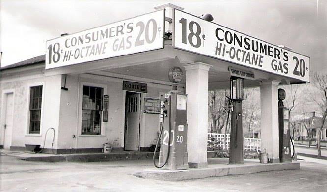 Old Gas Stations, Hotels and Car Hop Pics - Page 20 10447810