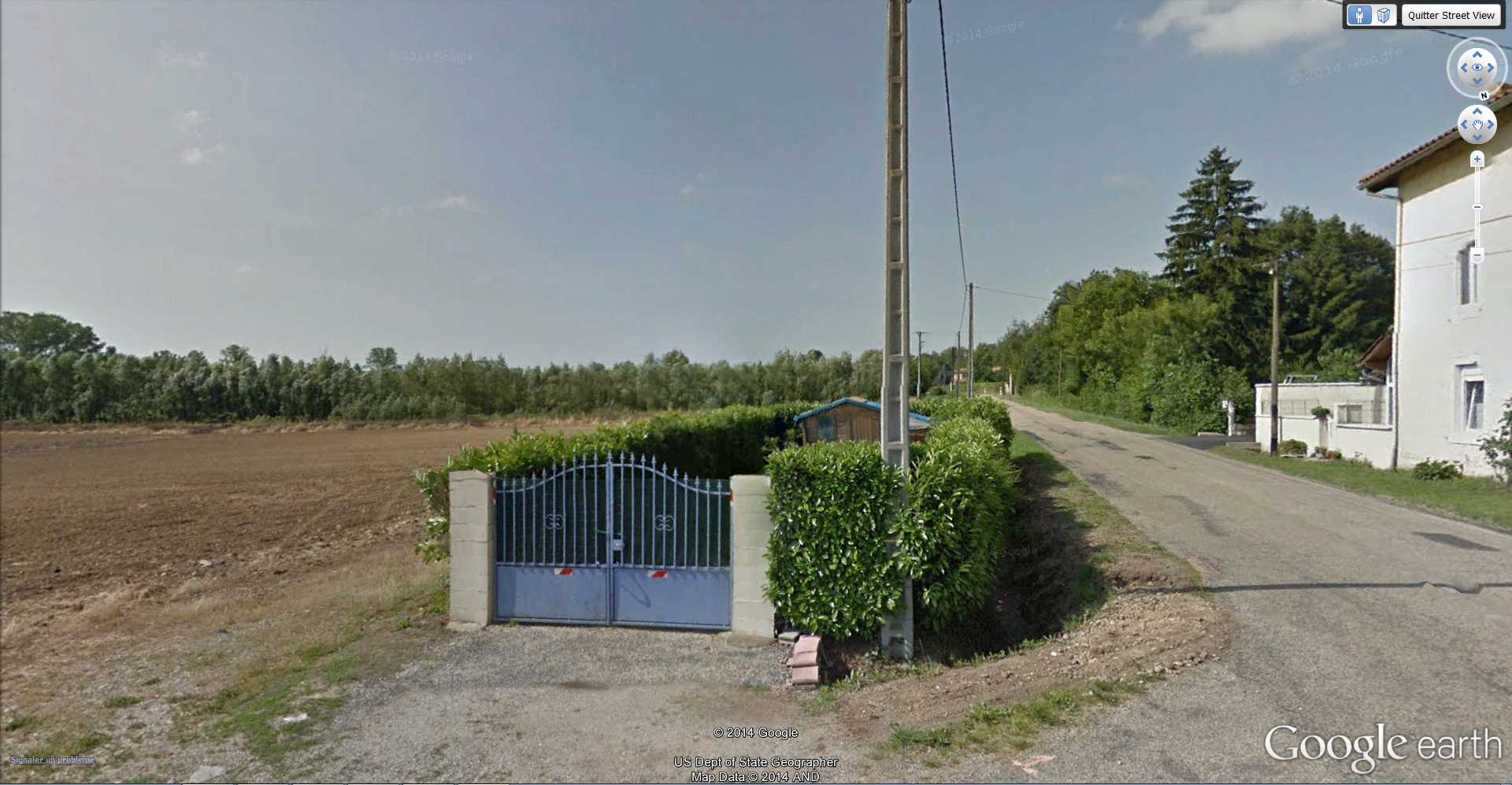 STREET VIEW : Jardin esseulé - Les Bilons - France  2014-089