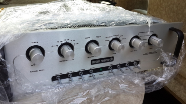 Audio Research SP14 Preamplifier(Used) Sold  Img_2039