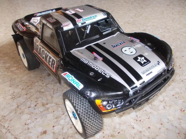 Mi antiguo Traxxas Slash 1/10 4x4... y el actual 2wd 211