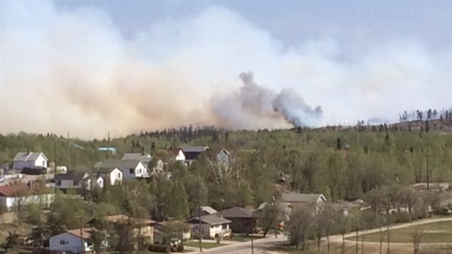 Un incendie parcourt 50 ha dans le Nord du Manitoba (Canada) Incend10
