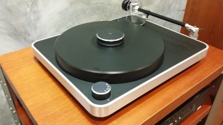 Clearaudio Concept MM Turntable (Used) Sold 2014-019