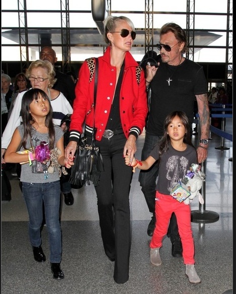 Johnny à l'aéroport de Los Angeles le 14 oct 2014 Captu180
