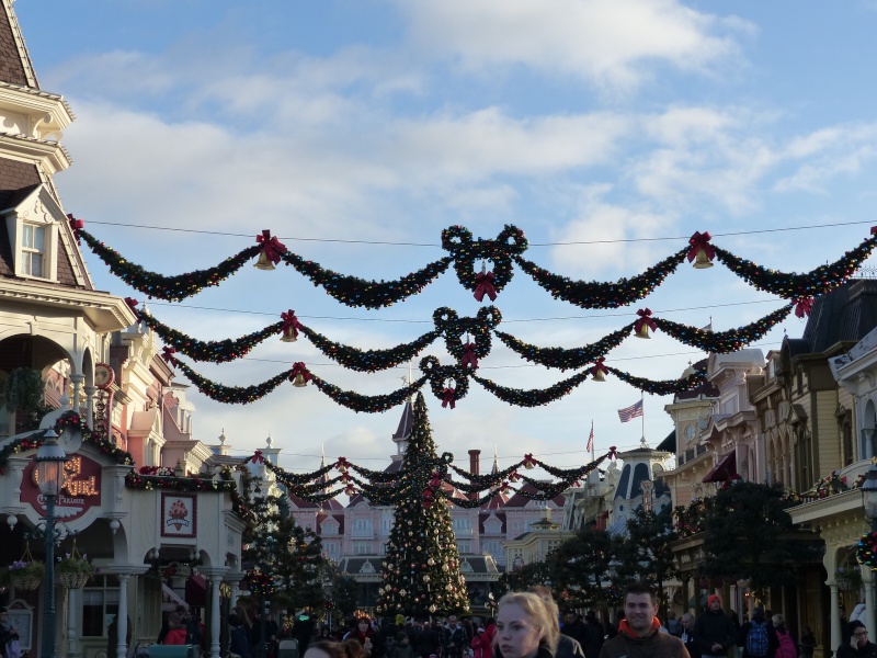 TR séjour magique & topissime à Disneyland Paris - Sequoia Lodge (GFC) - du 17/12/13 au 20/12/13 [Saison 3 Terminée - Épisode 11 – Épisode final !  posté le 25/11/2014 !] - Page 21 P1010623