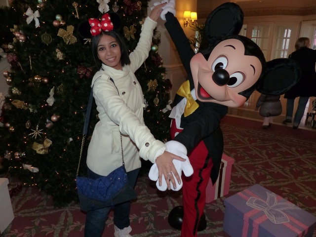 TR séjour magique & topissime à Disneyland Paris - Sequoia Lodge (GFC) - du 17/12/13 au 20/12/13 [Saison 3 Terminée - Épisode 11 – Épisode final !  posté le 25/11/2014 !] - Page 21 P1010736