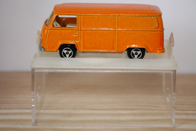 N°226 VOLKSWAGEN FOURGON TÔLÉ Nc226_17