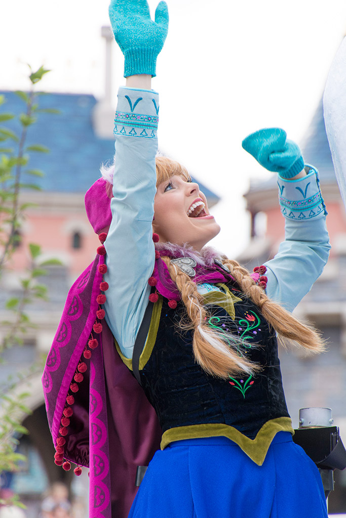 La reine des neiges à Disneyland Paris  - Page 2 09-aou11