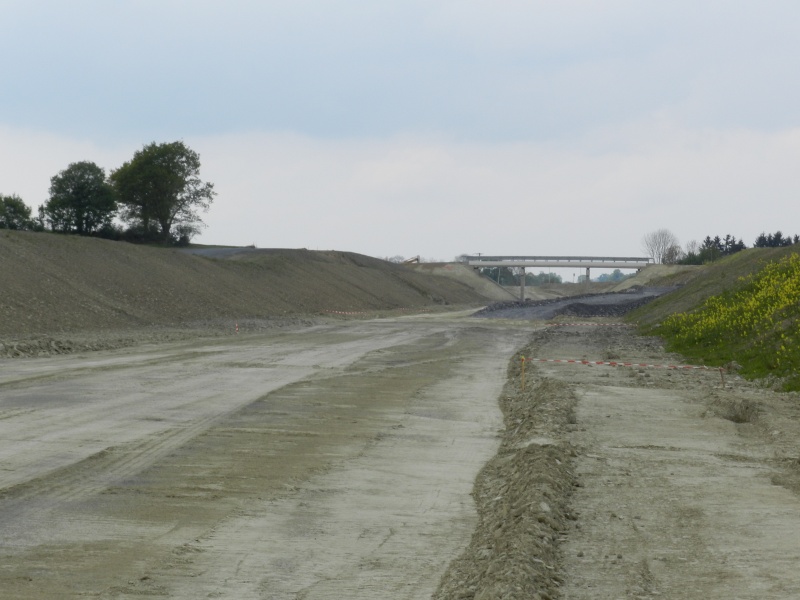 Petits viaducs de la LGV en Mayenne Vauvar13