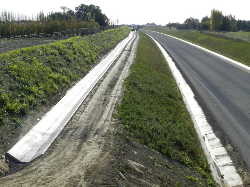 Petits viaducs de la LGV en Mayenne Vauvy138