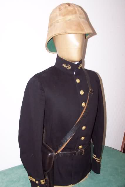 Le casque colonial modèle 1886  1169