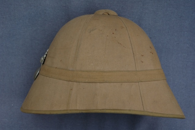 Le casque colonial modèle 1886  1170