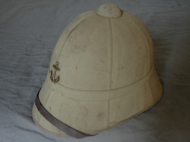 Le casque colonial modèle 1886  1171