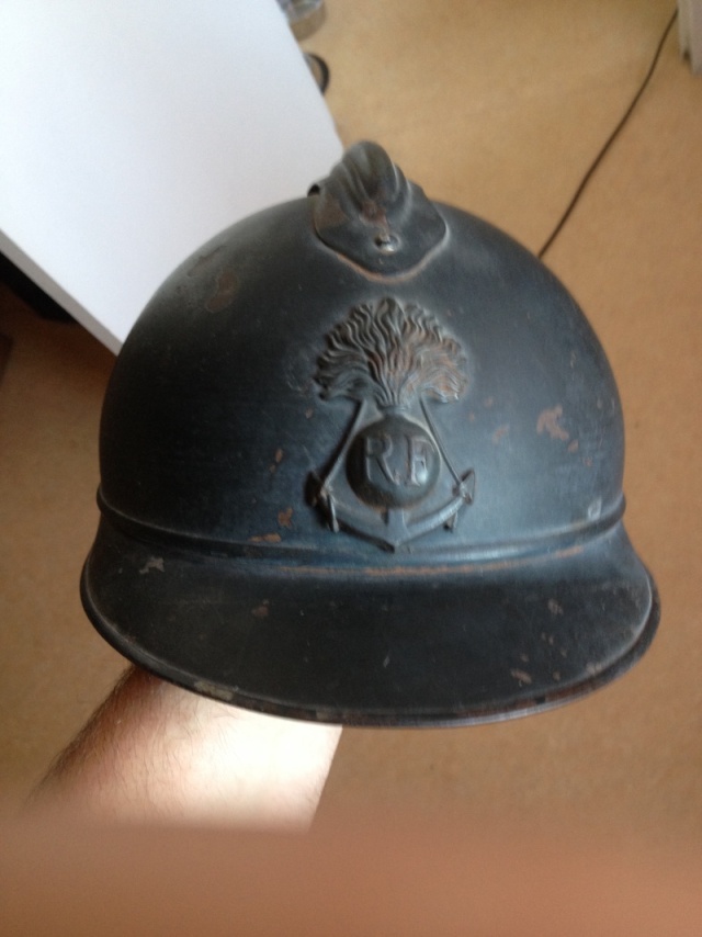 Photothèque : le casque Adrian de l'infanterie coloniale  1194