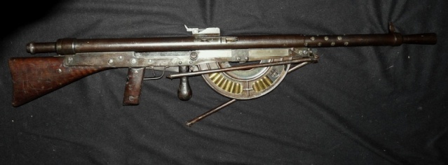 Le fusil-mitrailleur Chauchat et ses accessoires  1204