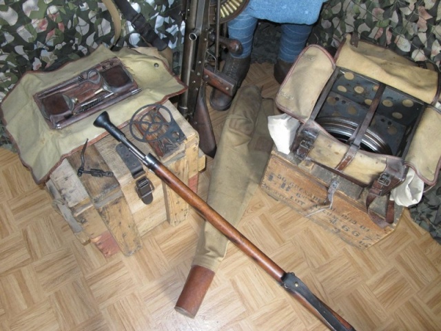 Le fusil-mitrailleur Chauchat et ses accessoires  1255