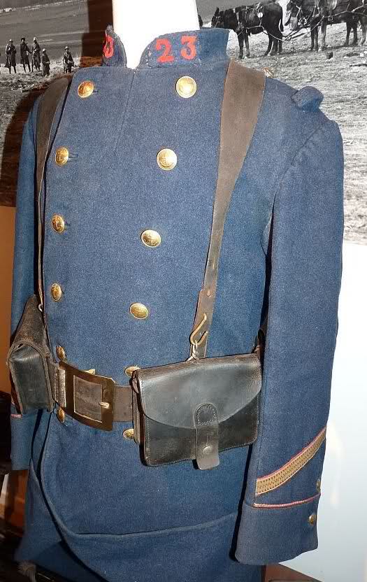 Les uniformes de la coloniale  134