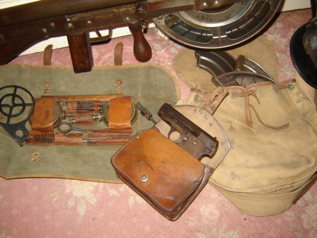 Le fusil-mitrailleur Chauchat et ses accessoires  1825